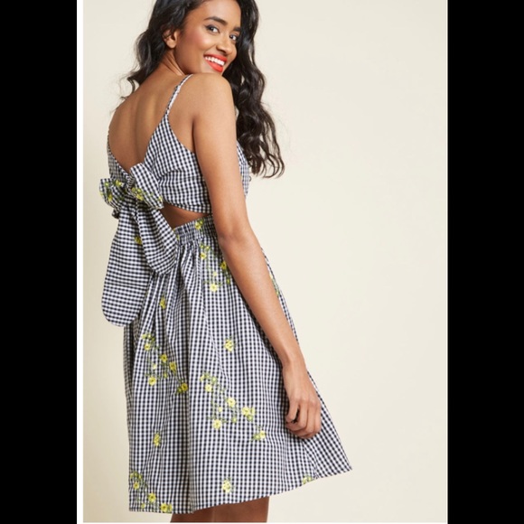 Gorgeous Outdoor Glory Sundress - Picture 8 of 11